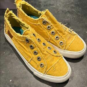 Yellow Canvas Men's Sneakers